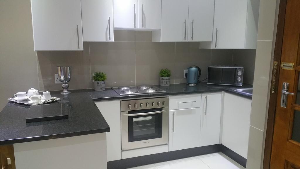 Pongola Road Self Catering Accommodation Uitenhage Buitenkant foto