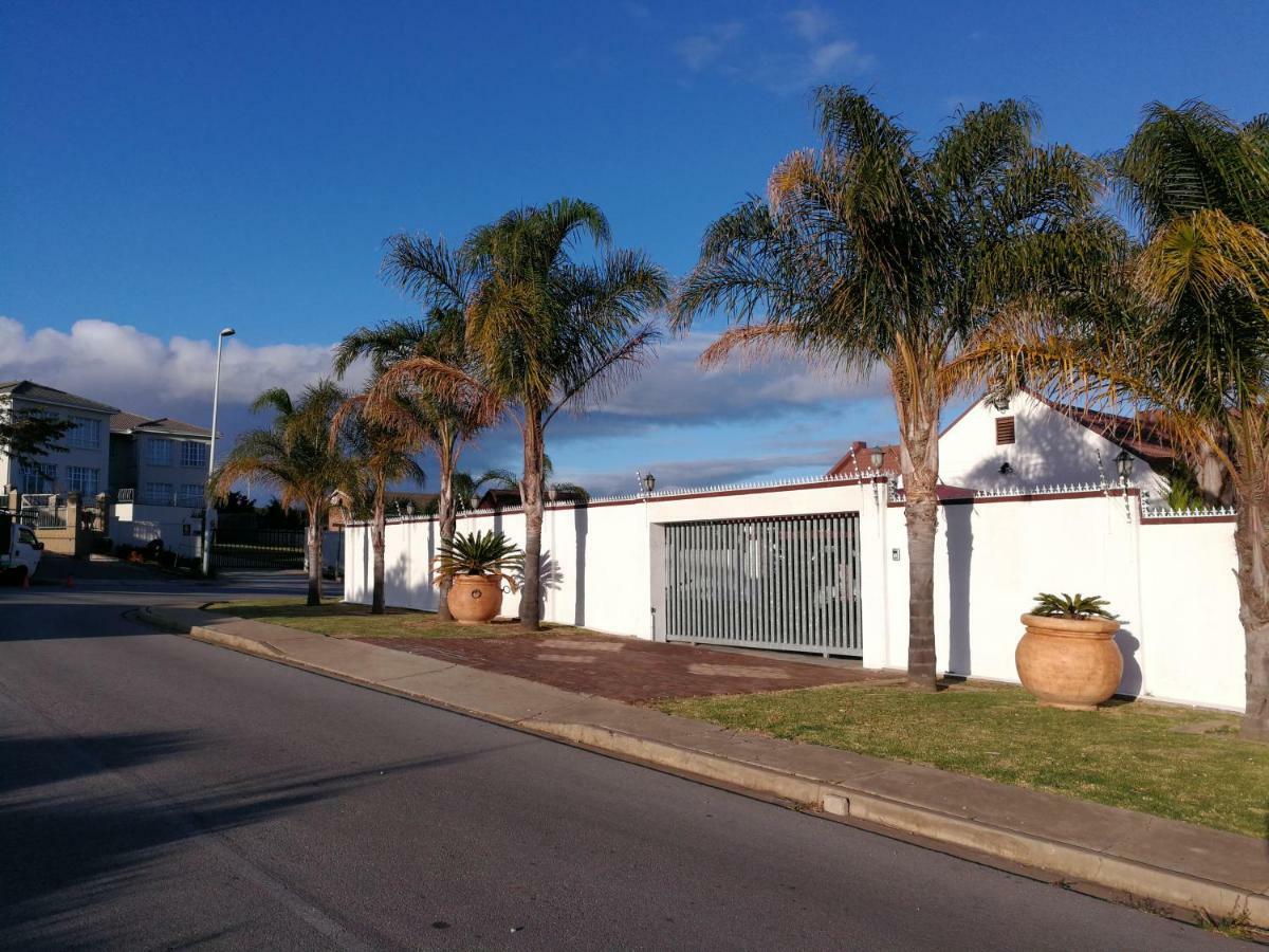 Pongola Road Self Catering Accommodation Uitenhage Buitenkant foto