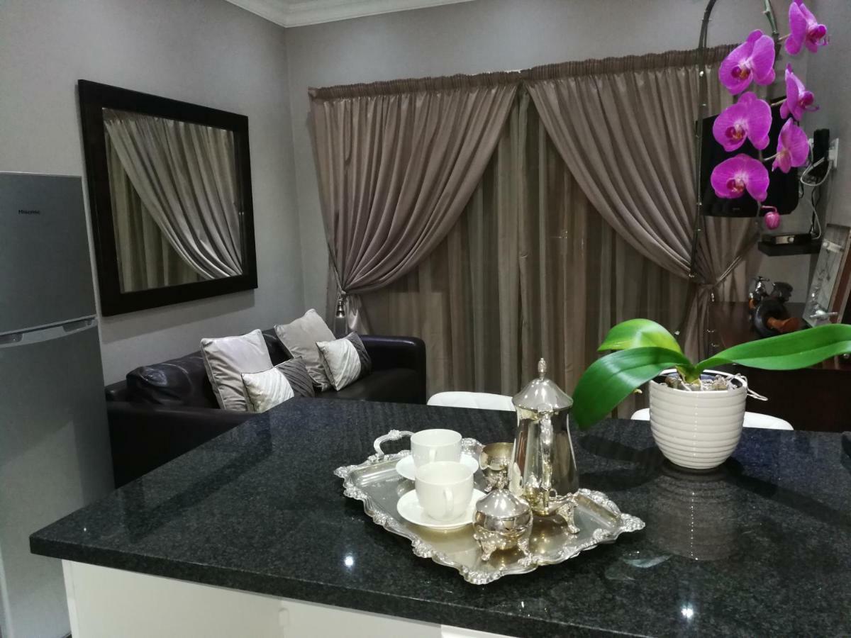Pongola Road Self Catering Accommodation Uitenhage Buitenkant foto
