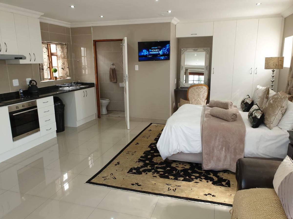 Pongola Road Self Catering Accommodation Uitenhage Buitenkant foto