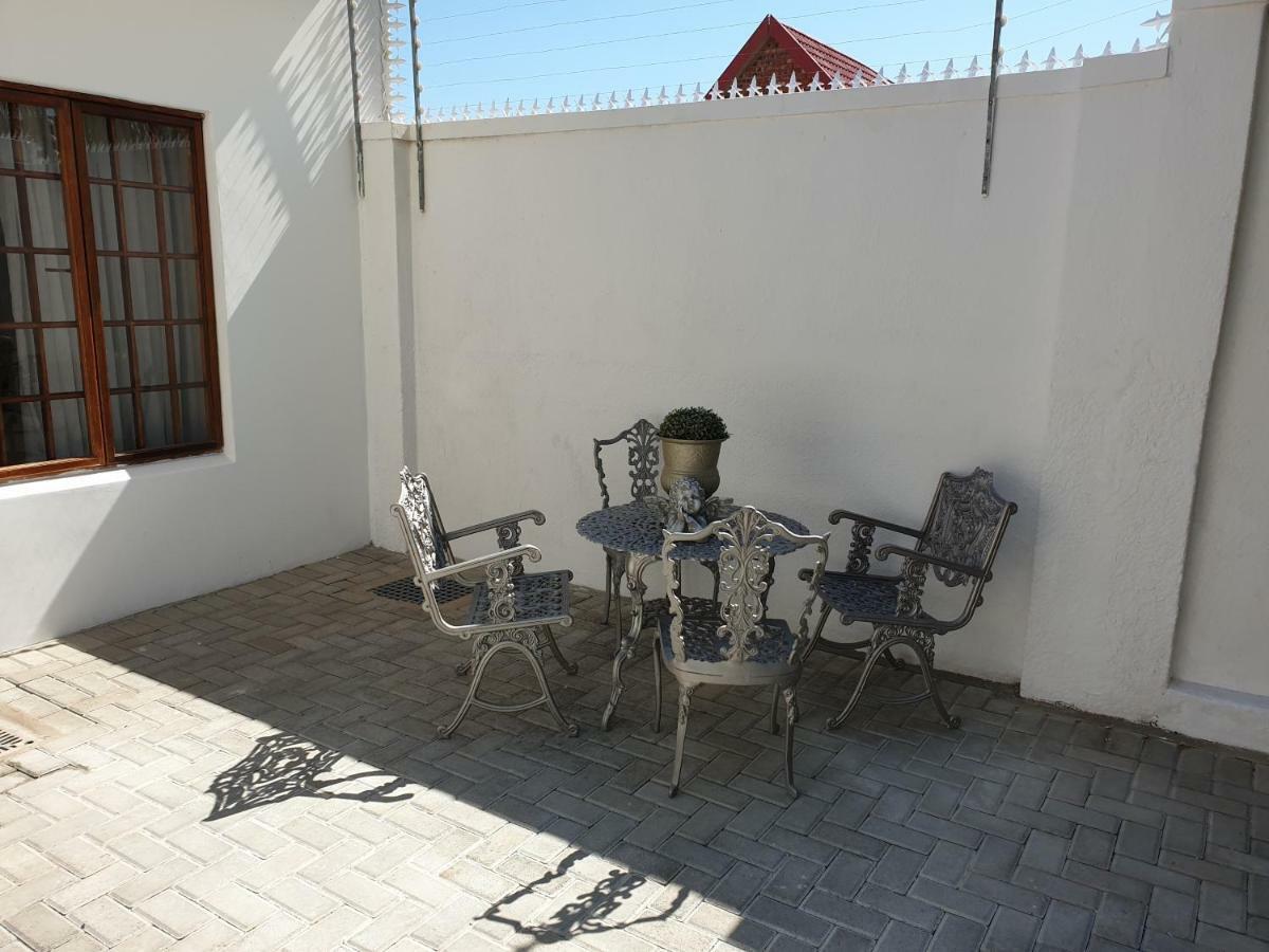 Pongola Road Self Catering Accommodation Uitenhage Buitenkant foto