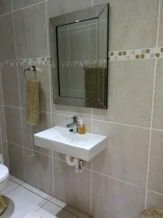 Pongola Road Self Catering Accommodation Uitenhage Buitenkant foto