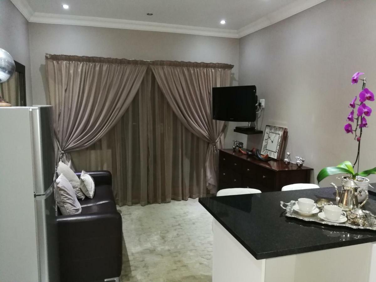 Pongola Road Self Catering Accommodation Uitenhage Buitenkant foto